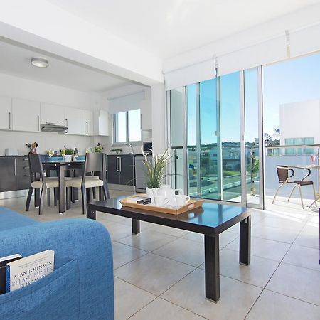 Amber - Coralli Beachfront Apartment Protaras Eksteriør billede